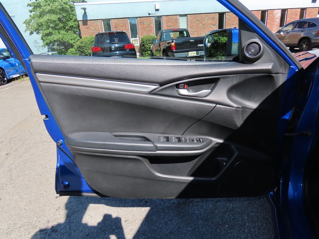 Thumbnail: 2020 Honda Civic - 24