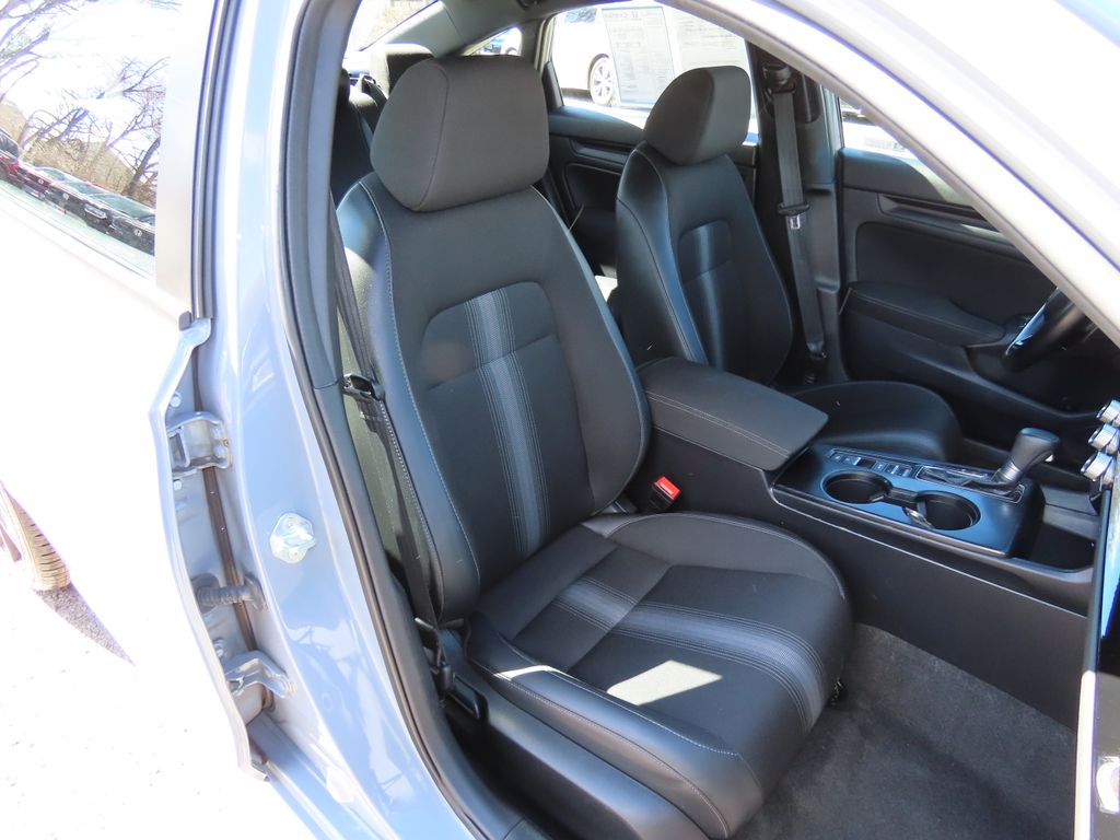 Thumbnail: 2024 Honda Civic - 11