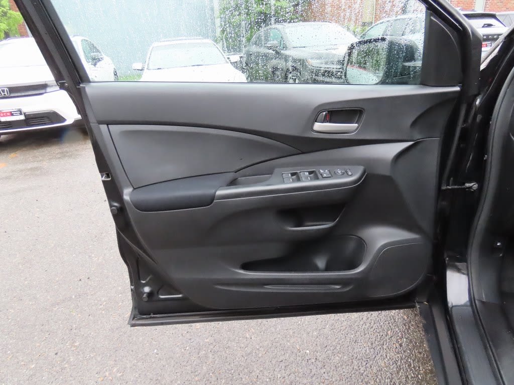 2014 Honda CR-V LX 23