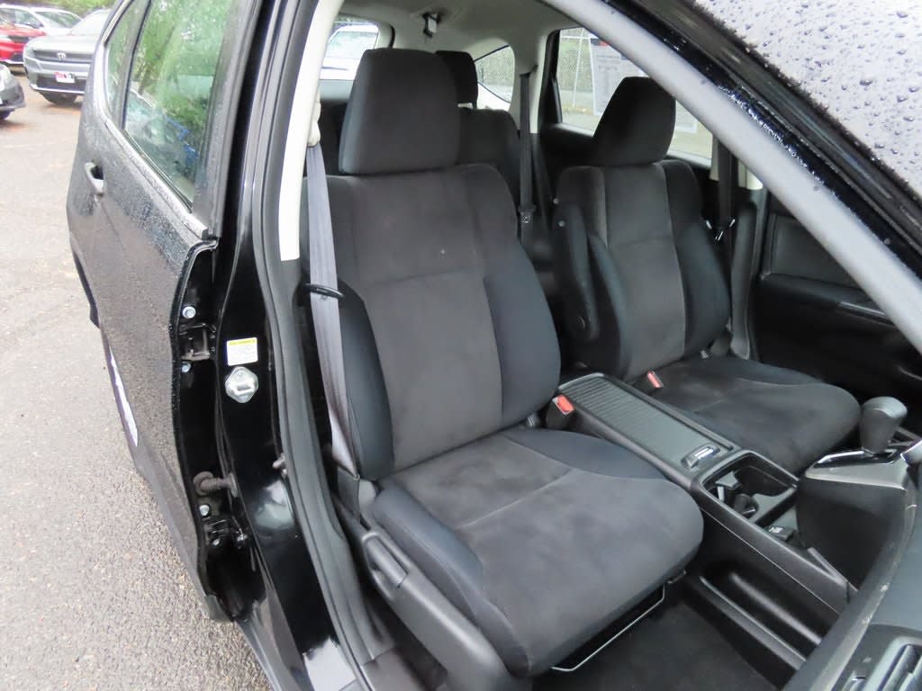 2014 Honda CR-V LX 12