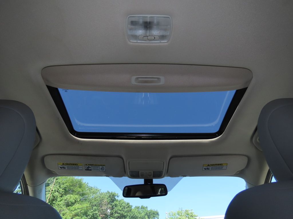 Thumbnail: 2015 Honda CR-V - 24