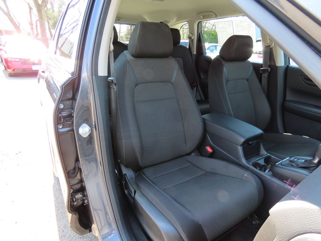 Thumbnail: 2023 Honda CR-V - 21