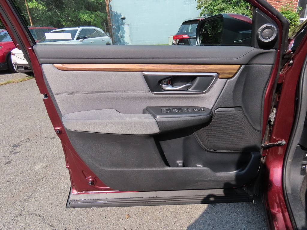 Thumbnail: 2018 Honda CR-V - 23