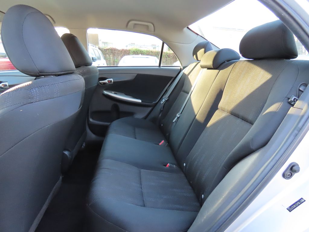 Thumbnail: 2011 Toyota Corolla - 22