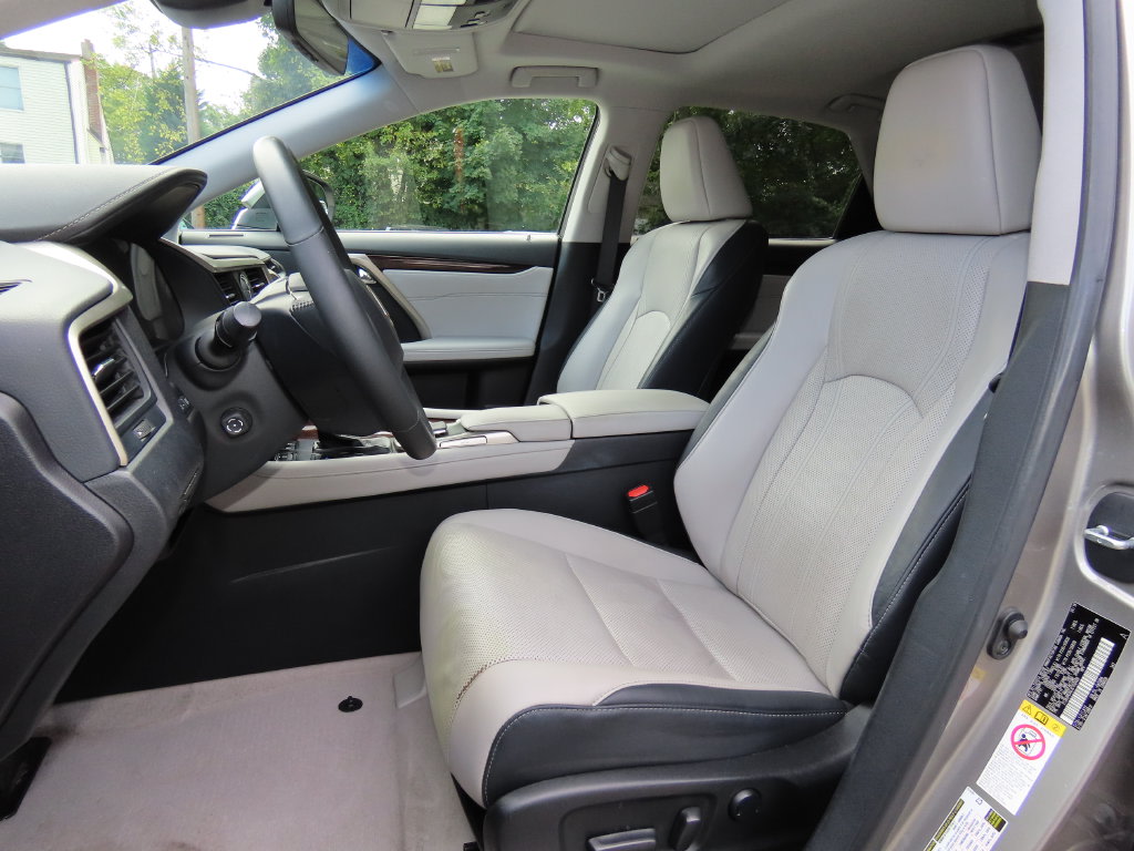 Thumbnail: 2018 Lexus RX - 10