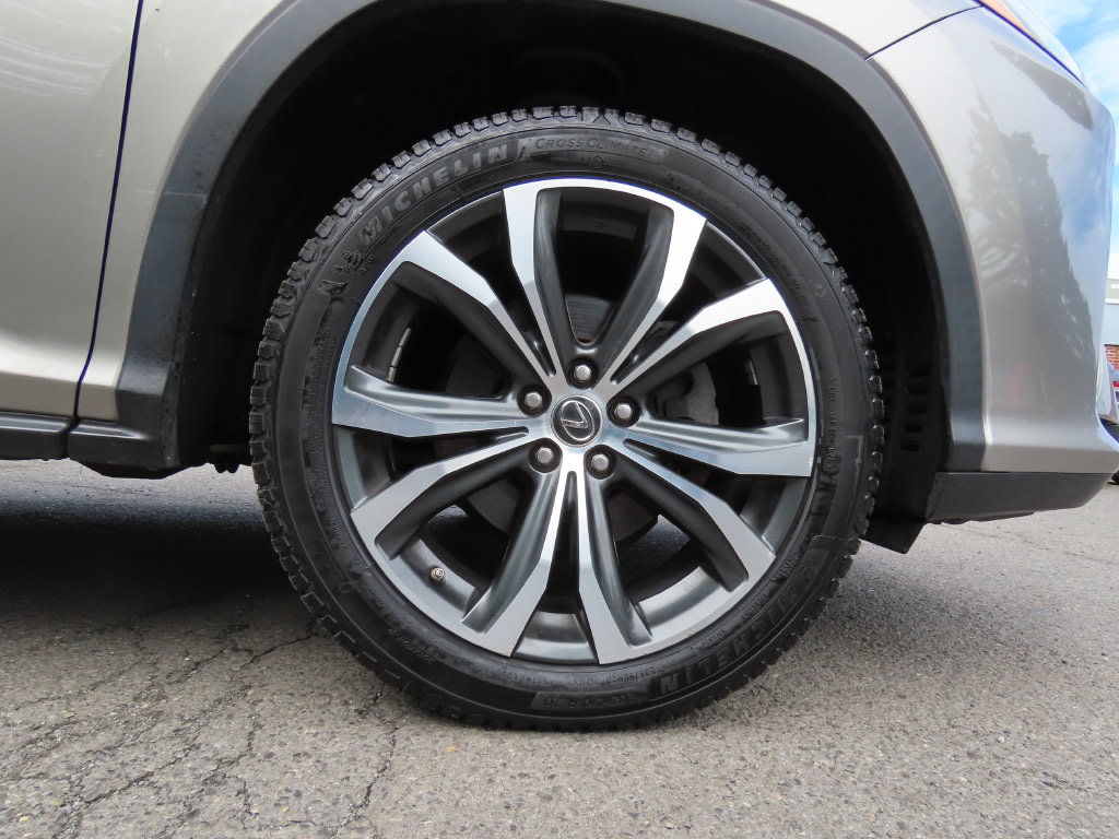 Thumbnail: 2018 Lexus RX - 8