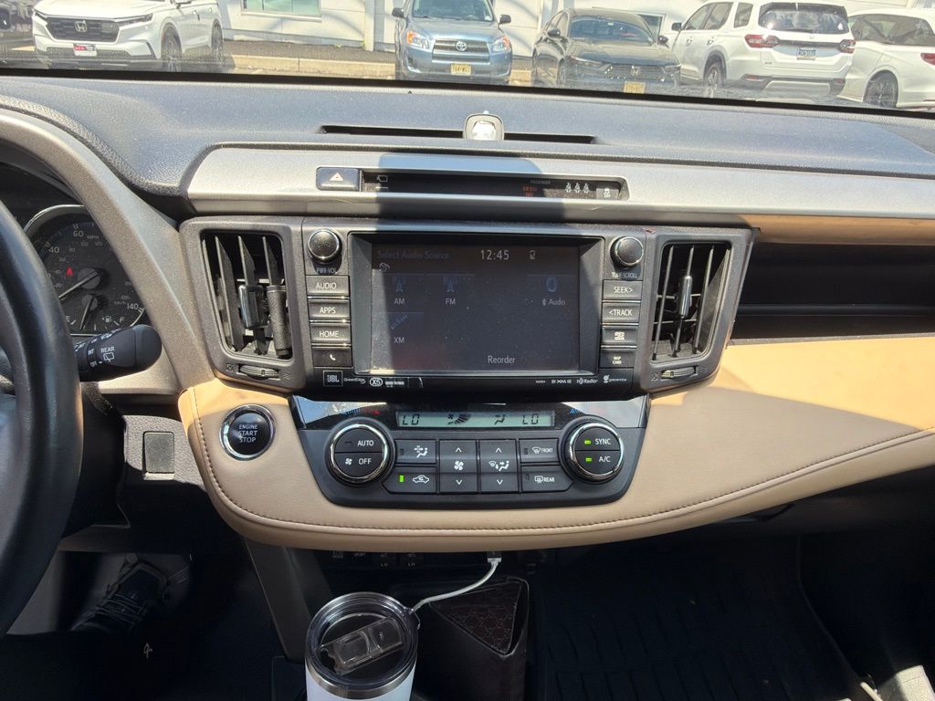 Thumbnail: 2017 Toyota RAV4 - 6