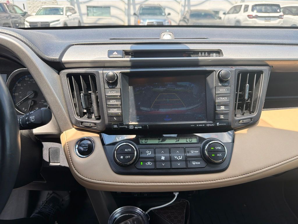 Thumbnail: 2017 Toyota RAV4 - 20