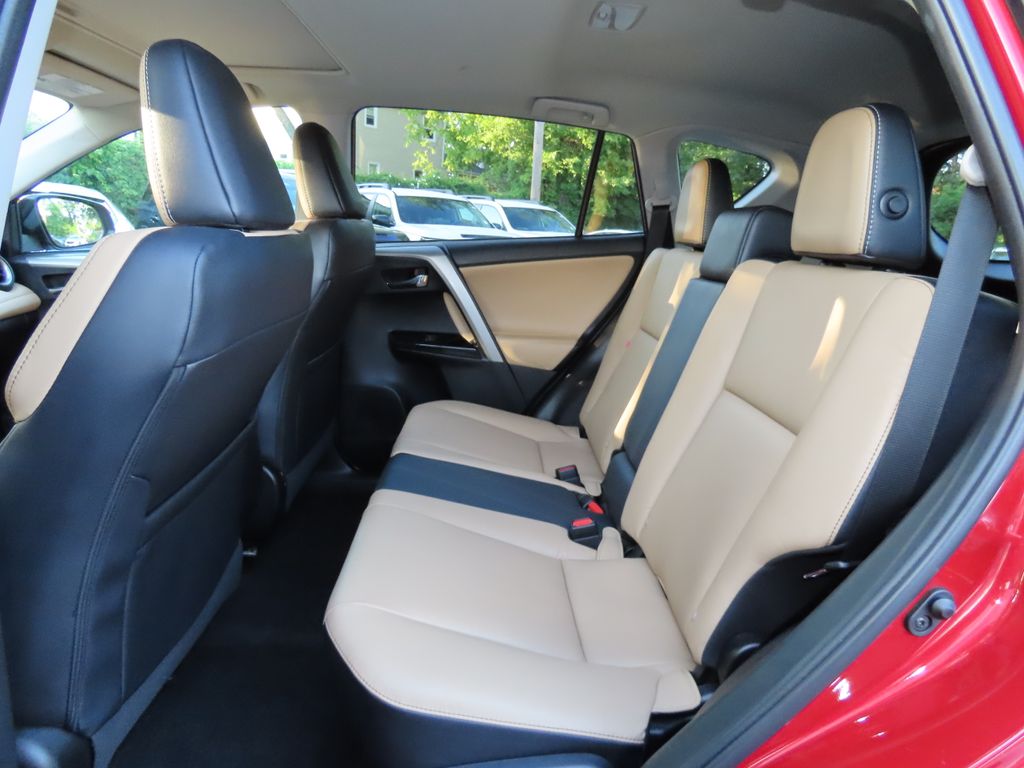 Thumbnail: 2017 Toyota RAV4 - 12