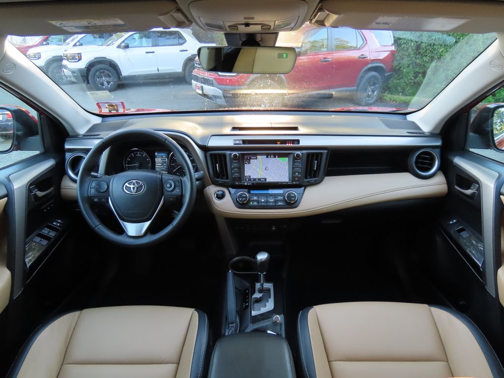 Thumbnail: 2017 Toyota RAV4 - 9