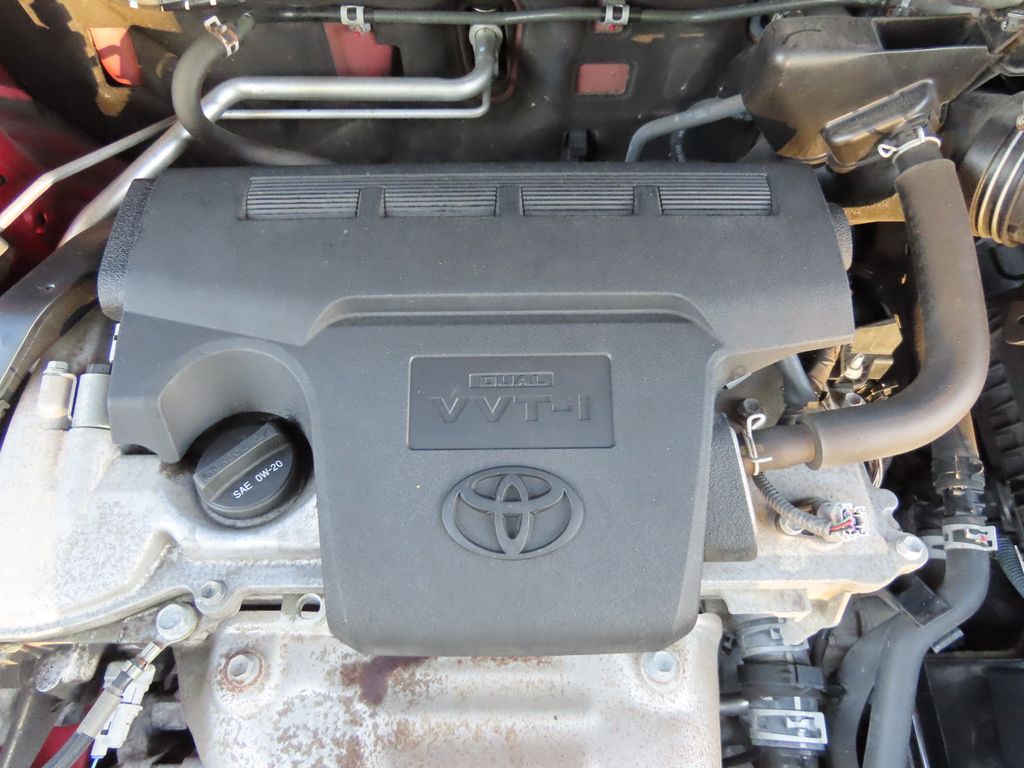 Thumbnail: 2017 Toyota RAV4 - 21