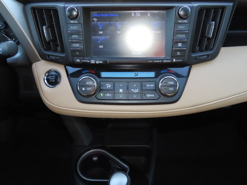 Thumbnail: 2017 Toyota RAV4 - 26