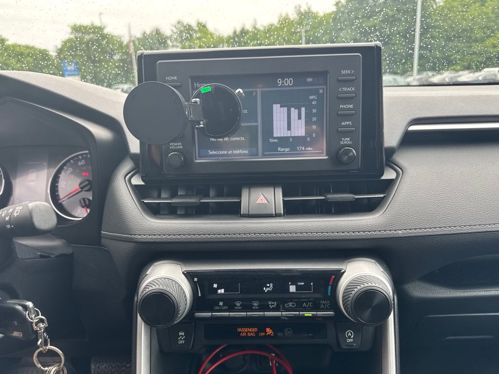 Thumbnail: 2019 Toyota RAV4 - 7