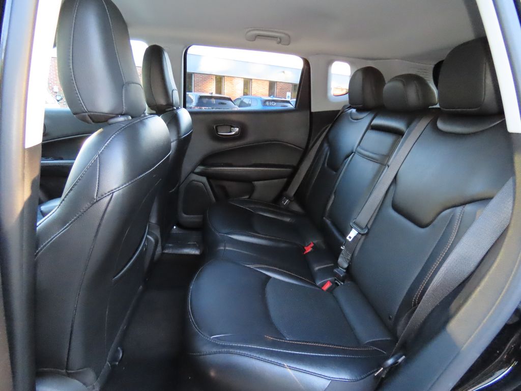 Thumbnail: 2020 Jeep Compass - 13