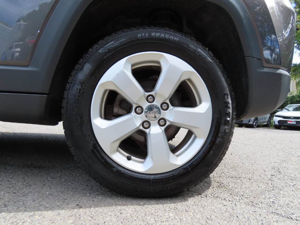 Thumbnail: 2019 Jeep Compass - 8