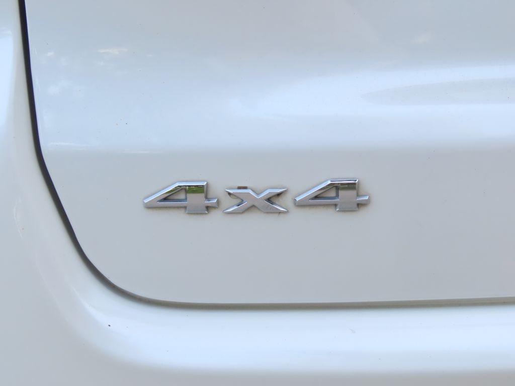 Thumbnail: 2021 Jeep Compass - 22