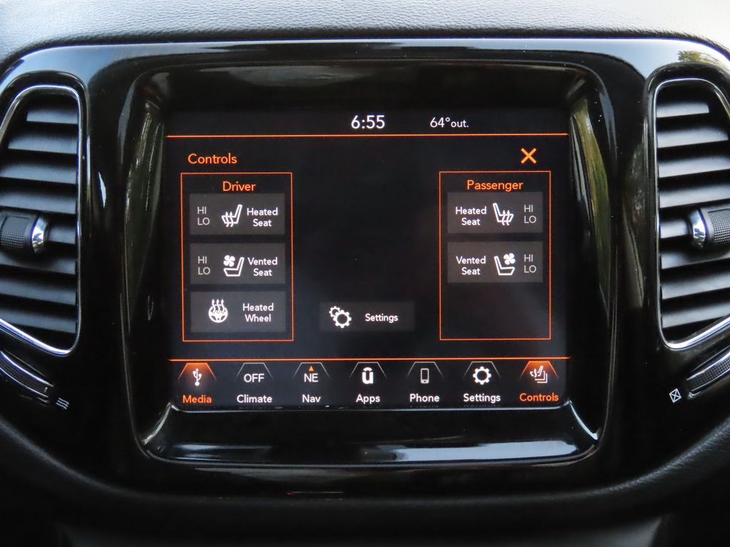 Thumbnail: 2021 Jeep Compass - 29