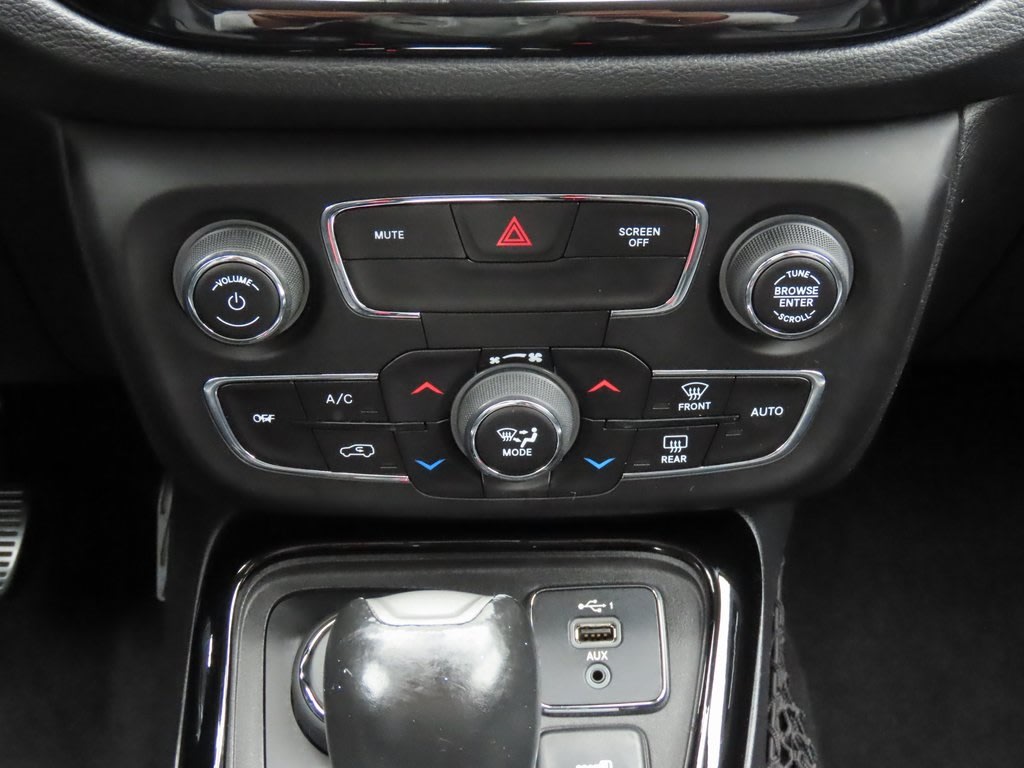 Thumbnail: 2019 Jeep Compass - 25