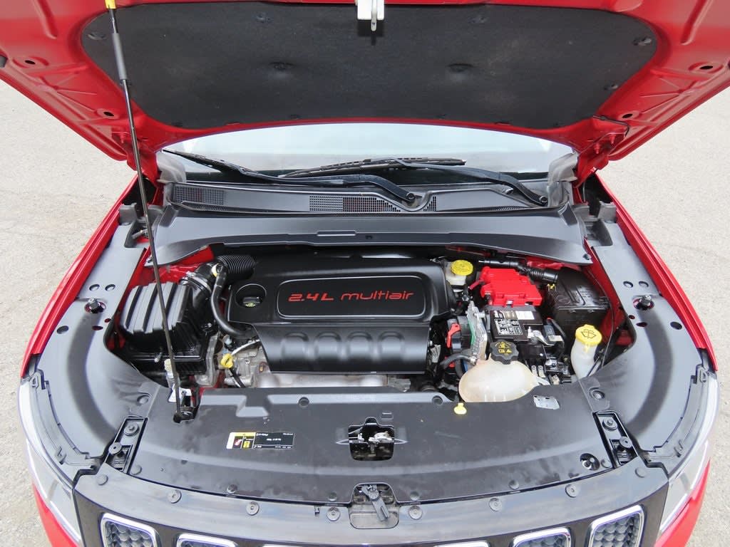 Thumbnail: 2019 Jeep Compass - 9