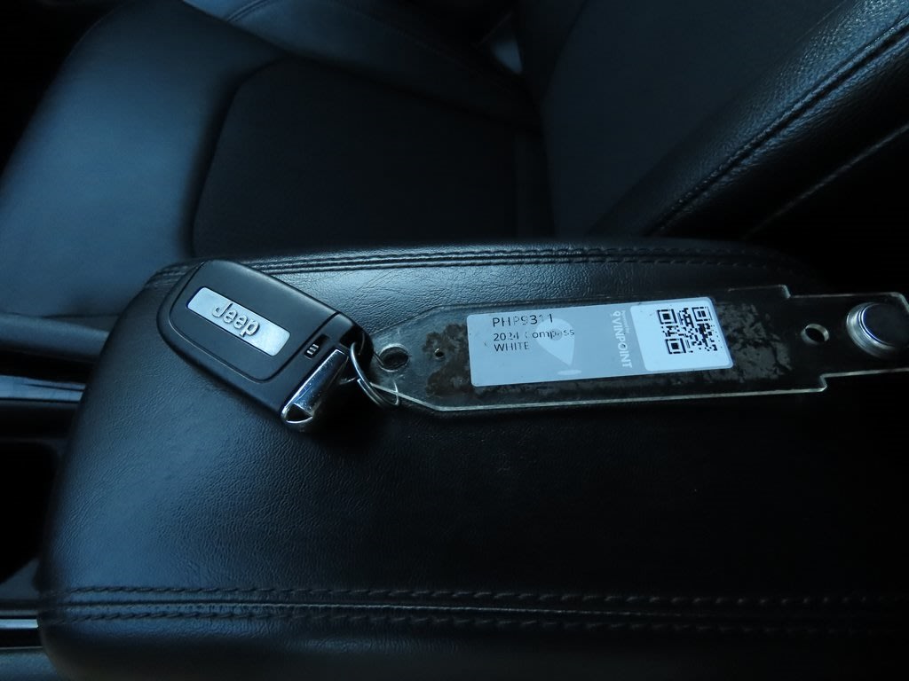 Thumbnail: 2024 Jeep Compass - 19