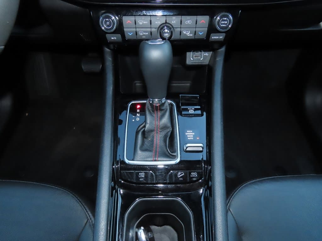 Thumbnail: 2024 Jeep Compass - 16