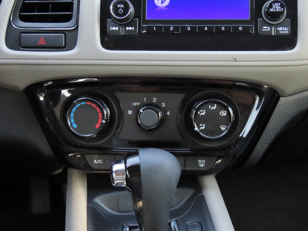 2017 Honda HR-V LX 23