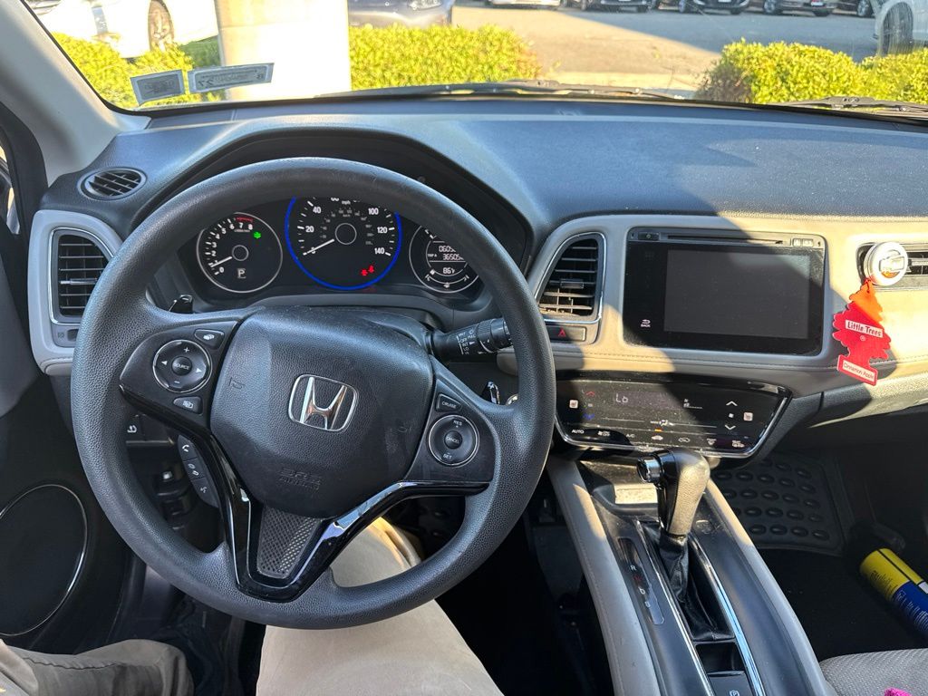 Thumbnail: 2017 Honda HR-V - 2