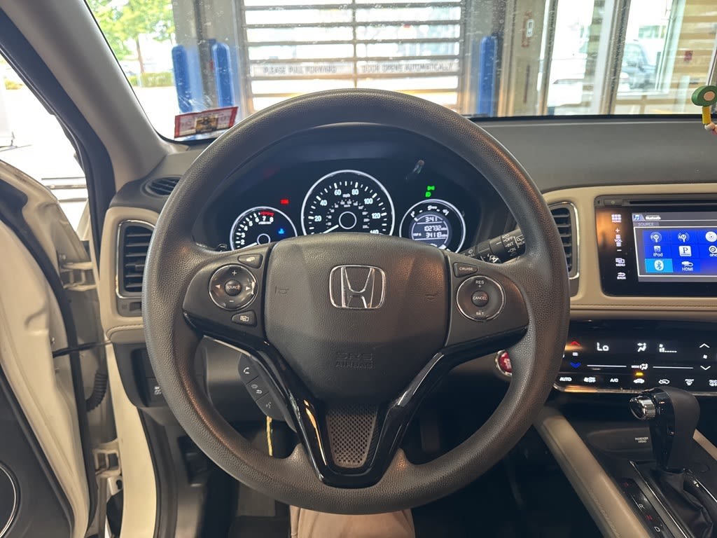 Thumbnail: 2016 Honda HR-V - 2