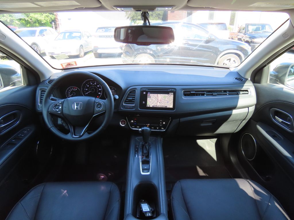 Thumbnail: 2016 Honda HR-V - 2