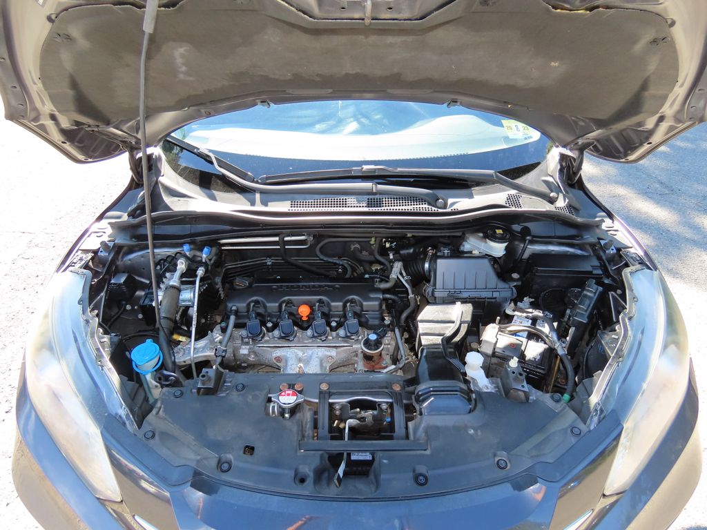 Thumbnail: 2016 Honda HR-V - 8