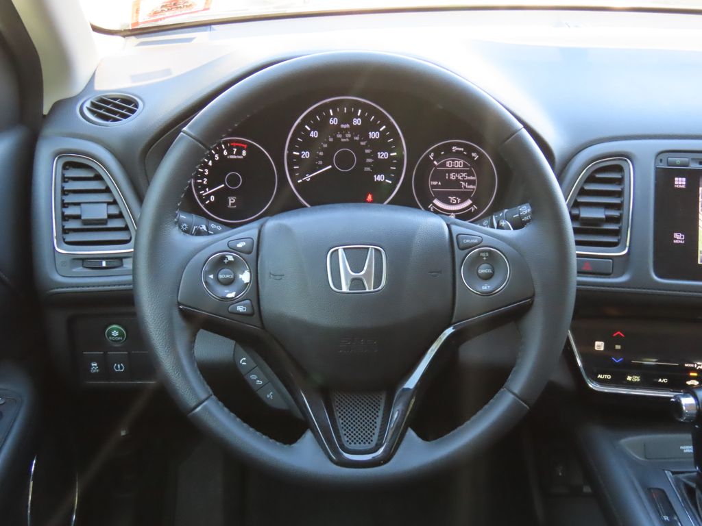 Thumbnail: 2016 Honda HR-V - 9