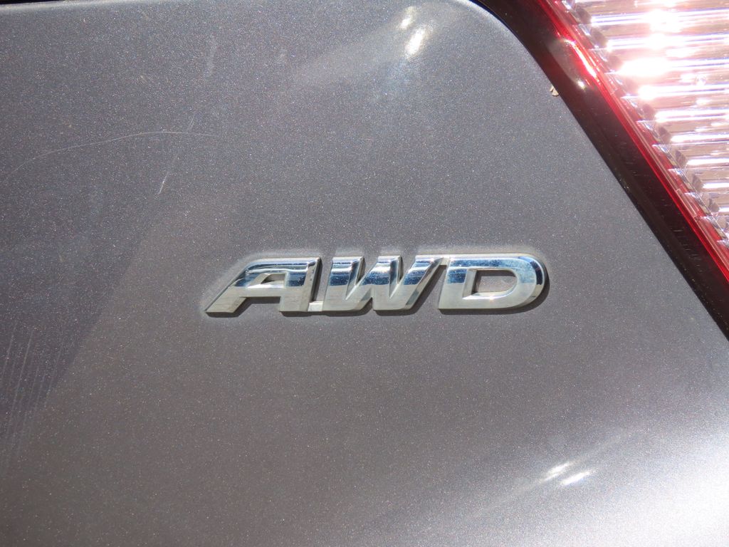 Thumbnail: 2016 Honda HR-V - 18
