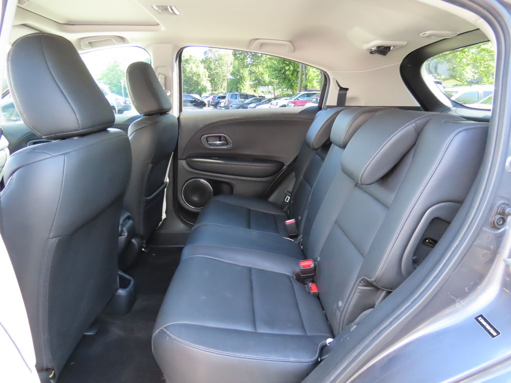 Thumbnail: 2016 Honda HR-V - 12