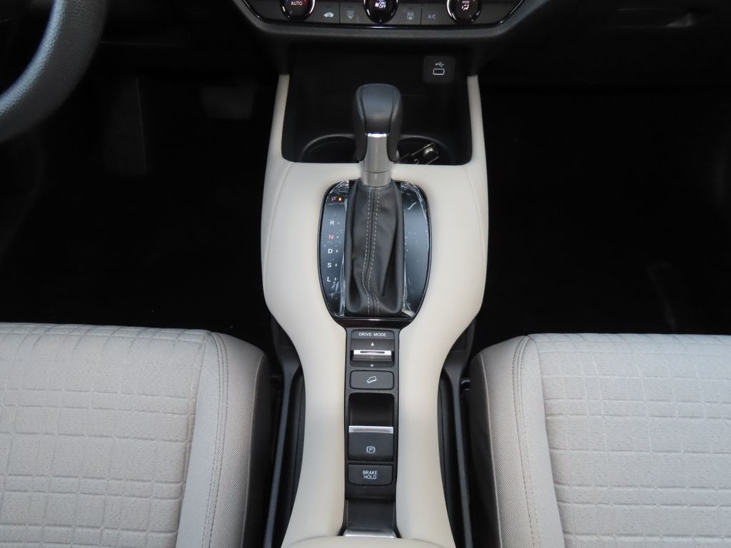 Thumbnail: 2023 Honda HR-V - 17