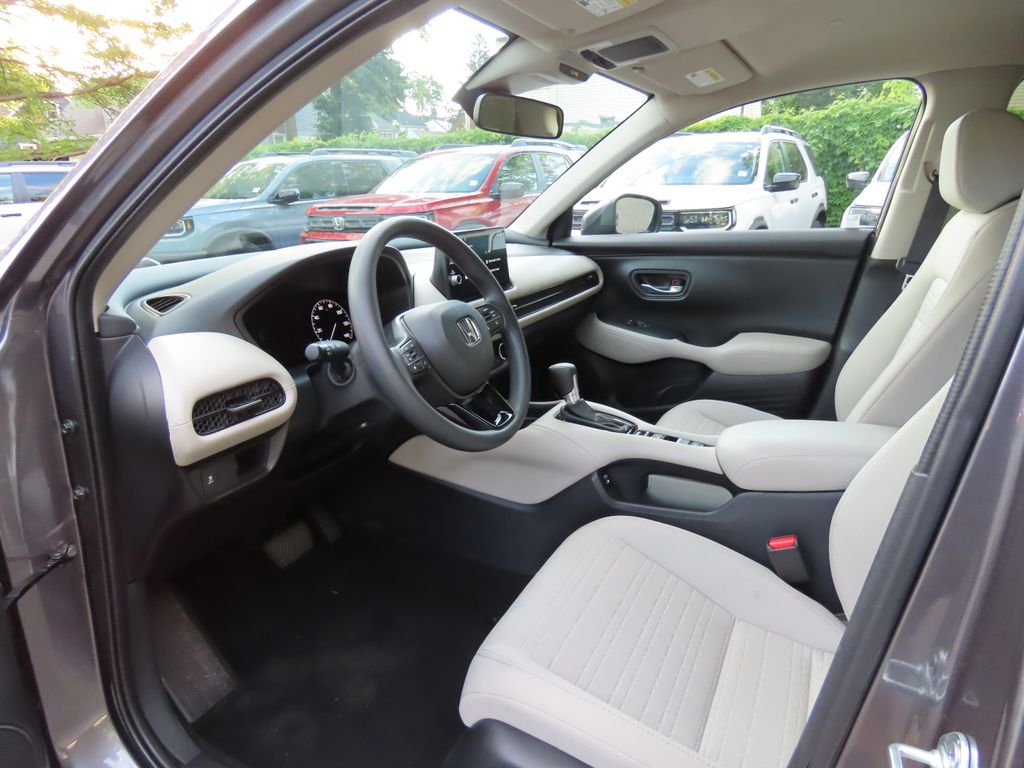 Thumbnail: 2026 Honda HR-V - 10