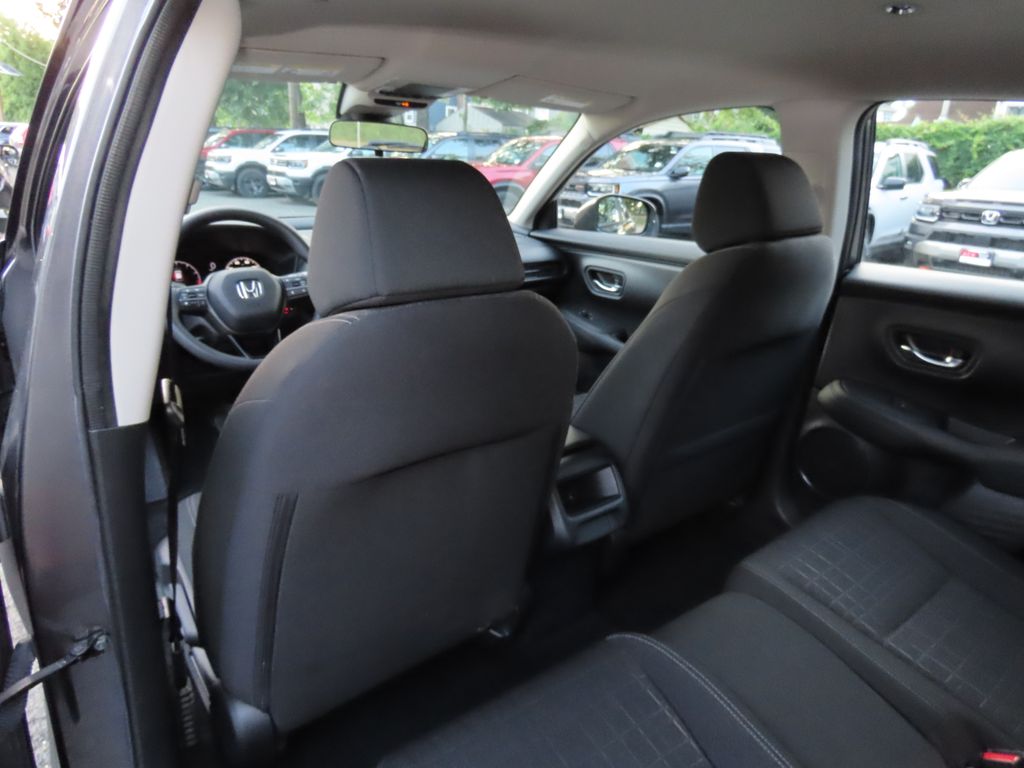 Thumbnail: 2024 Honda HR-V - 21
