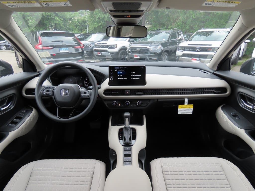 Thumbnail: 2026 Honda HR-V - 2