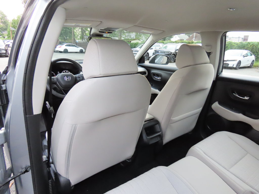Thumbnail: 2024 Honda HR-V - 21
