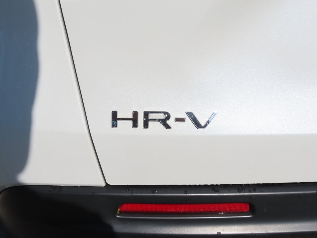 Thumbnail: 2023 Honda HR-V - 7