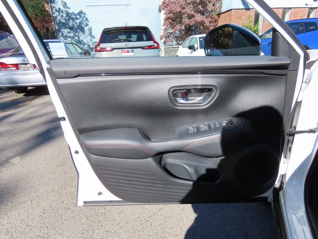 Thumbnail: 2025 Honda HR-V - 24