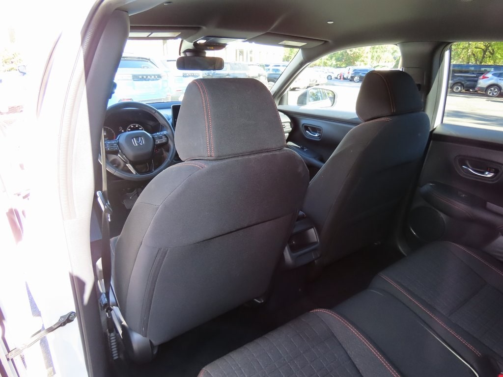 Thumbnail: 2025 Honda HR-V - 23