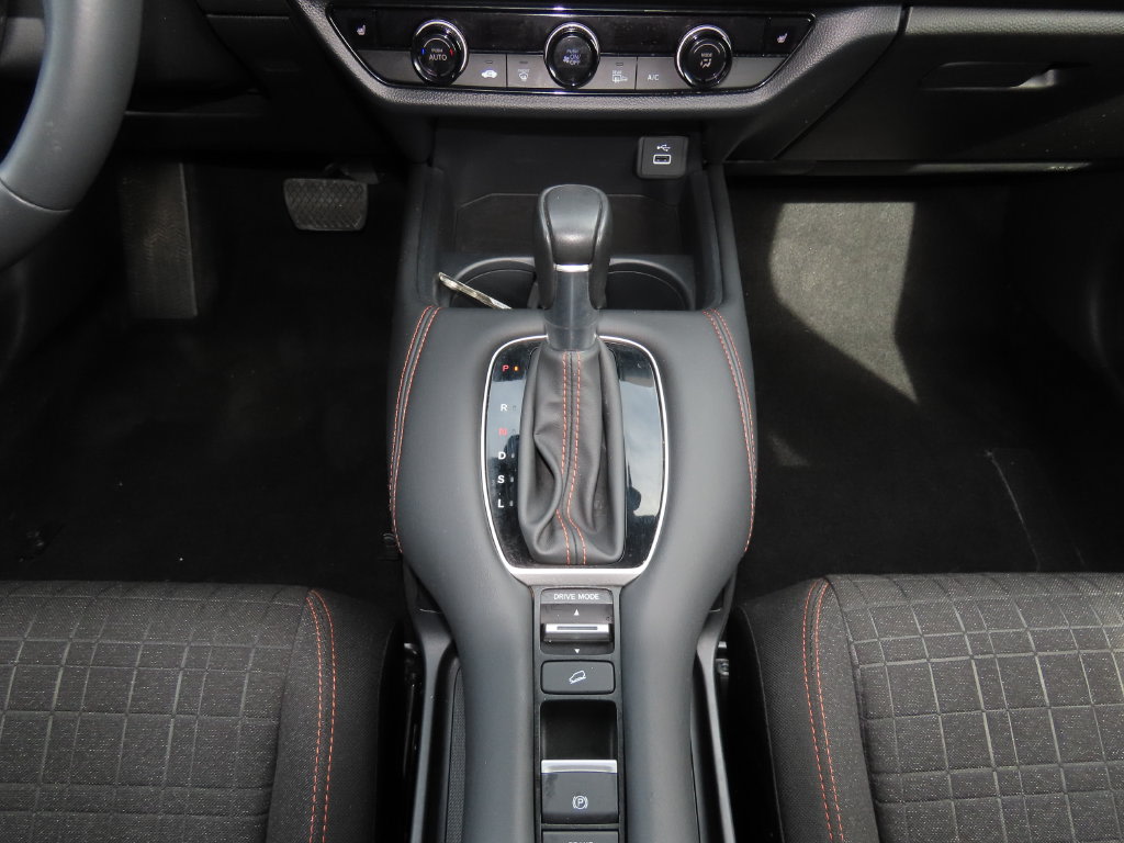 Thumbnail: 2025 Honda HR-V - 15