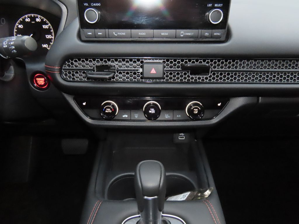 Thumbnail: 2025 Honda HR-V - 25