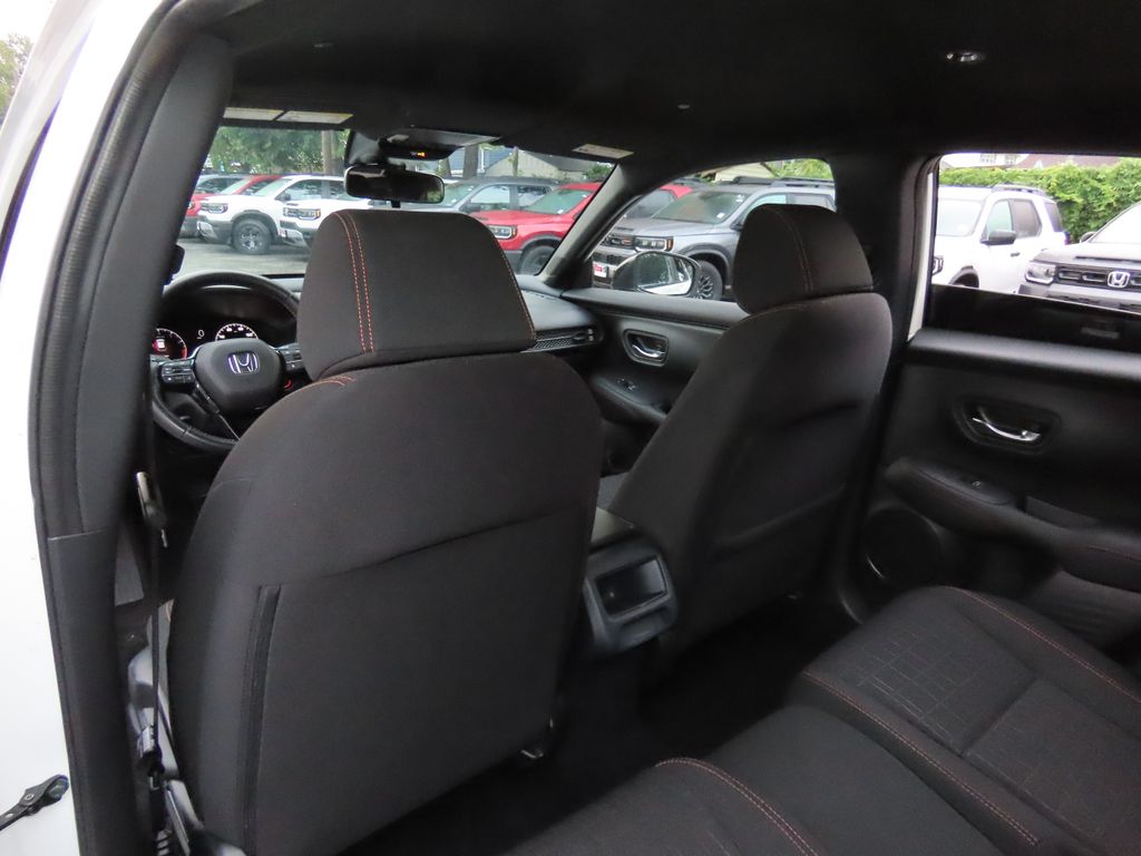 Thumbnail: 2025 Honda HR-V - 23