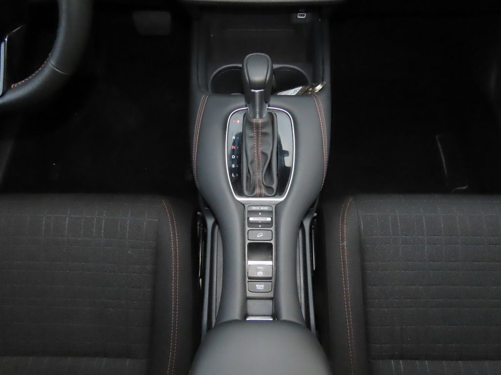 Thumbnail: 2025 Honda HR-V - 15