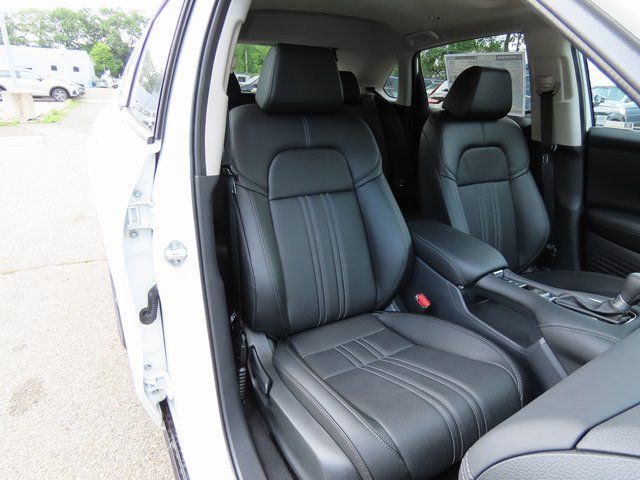 Thumbnail: 2026 Honda HR-V - 12