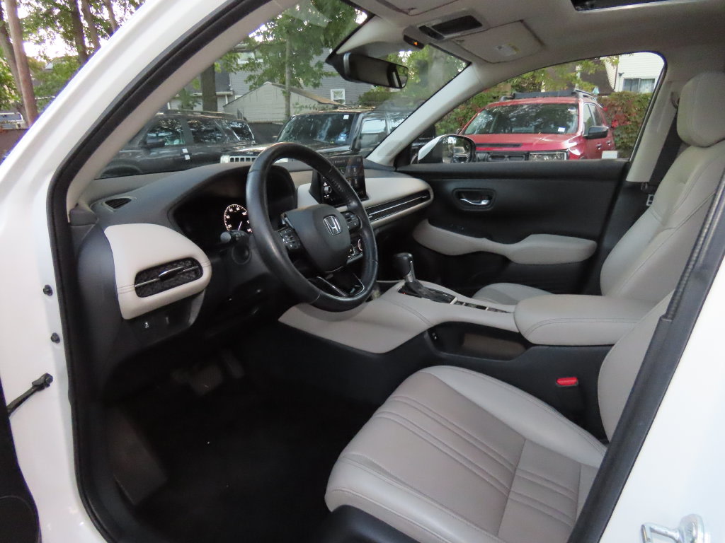 Thumbnail: 2024 Honda HR-V - 2