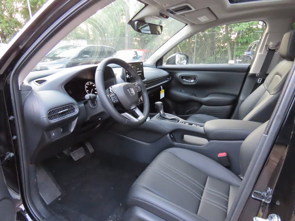 Thumbnail: 2026 Honda HR-V - 10