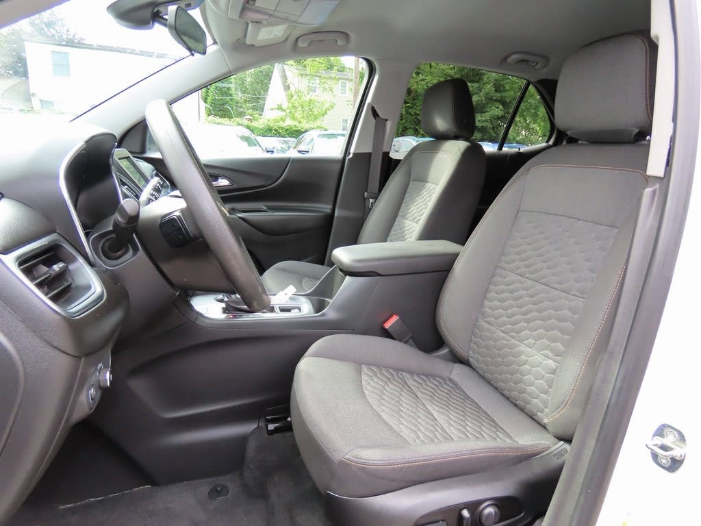 Thumbnail: 2020 Chevrolet Equinox - 10