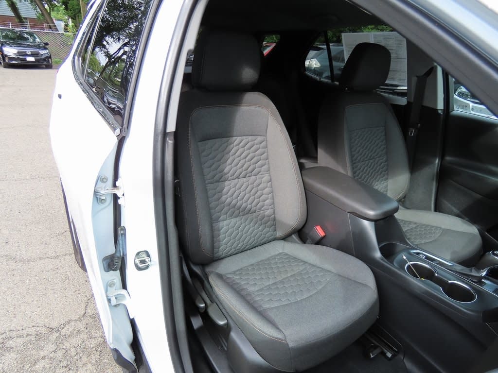Thumbnail: 2020 Chevrolet Equinox - 11